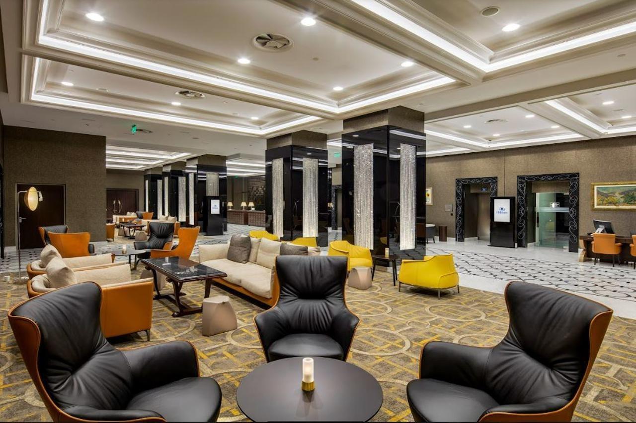 Hotel Hilton Podgorica Crna Gora Exterior foto Lobby